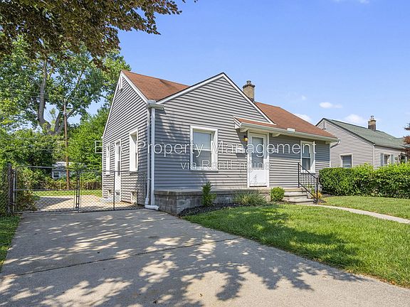 2nd image of 13748 Helen St