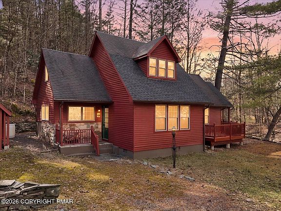 3rd image of 667 Sylvan Cascade Rd