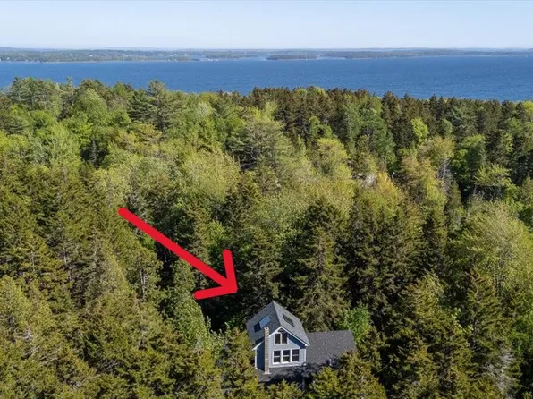 11 Jack Rabbit Road, Northport, ME 04849
