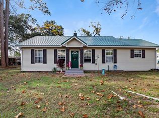 214 NE 2nd St, Chiefland, FL 32626