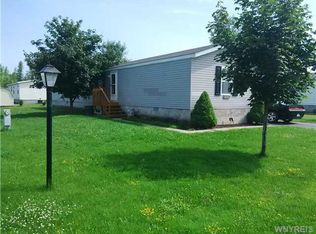 6219 Bayview Sta, Newfane, NY 14108