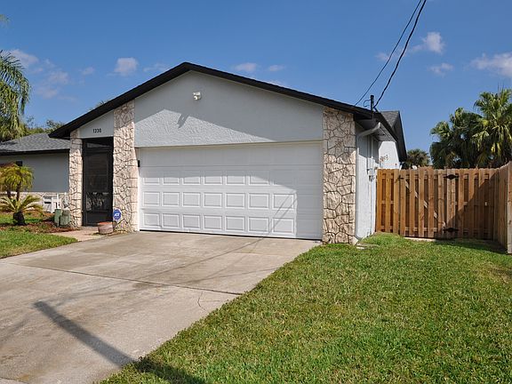 5th image of 1330 Canterbury Ln