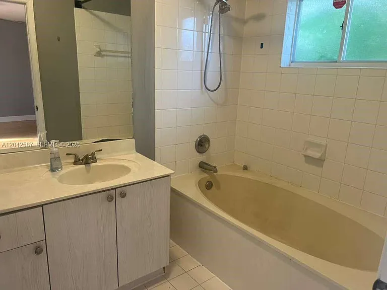 2825 SW 127th Way — Photo 10