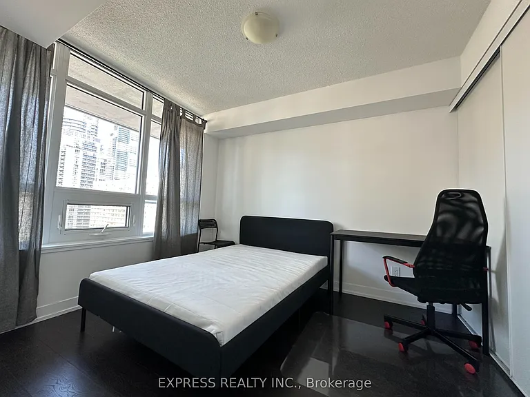 365 Church St #1613 — Photo 3