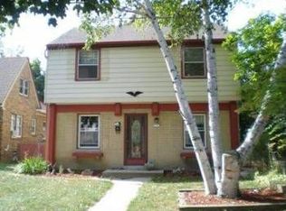 3541 S Pine Ave, Milwaukee, WI 53207