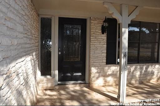 5th image of 1702 W McCarty Ln