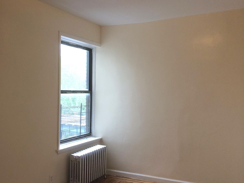 2nd image of 1410 Rowland St APT 3c