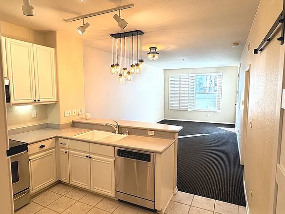 4th image of 350 K St Unit 509