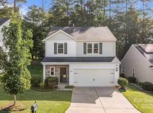 2532 Blue Moss Dr, Dallas, NC 28034
