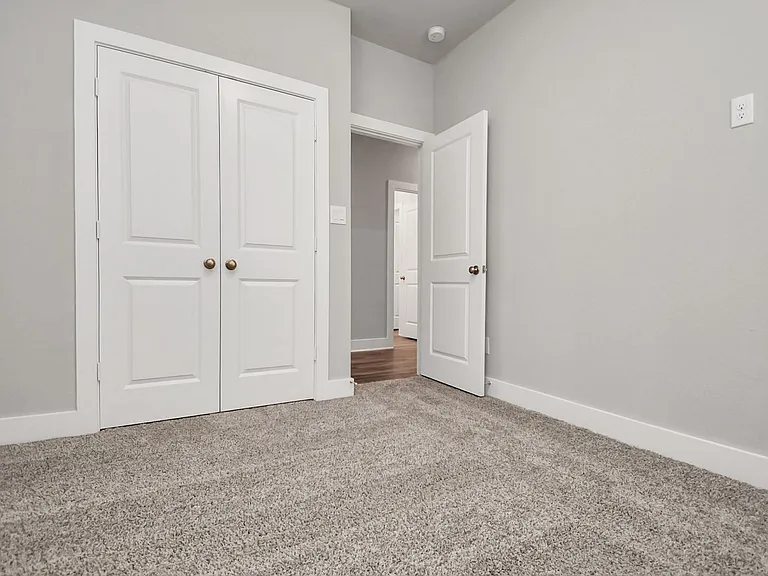21014 Bay Village Dr #A — Photo 31