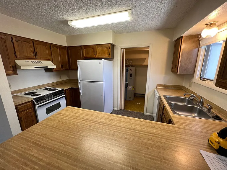 1902 Prairie Rd — Photo 13