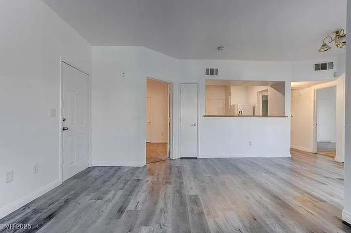 7255 W Sunset Rd #1140 — Photo 4