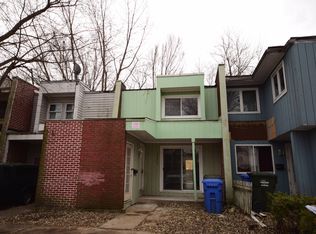 2054 Berkshire Cir UNIT D, Carpentersville, IL 60110
