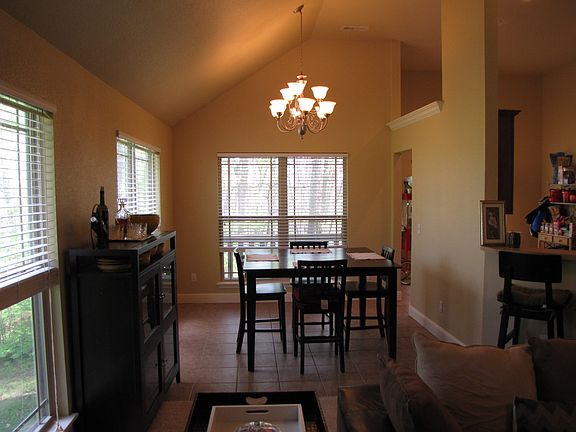 5th image of 28 Pimlico Dr
