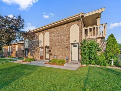 9123 North 85th STREET #B-2, Milwaukee, WI, 53224