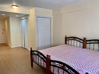 Rented by Century 21 Metropolitan