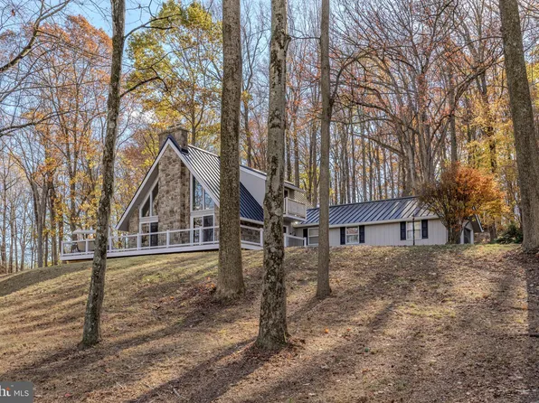 151 Bollinger Rd, Elverson, PA 19520