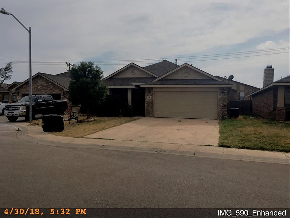 1st image of 11 Willow Dr