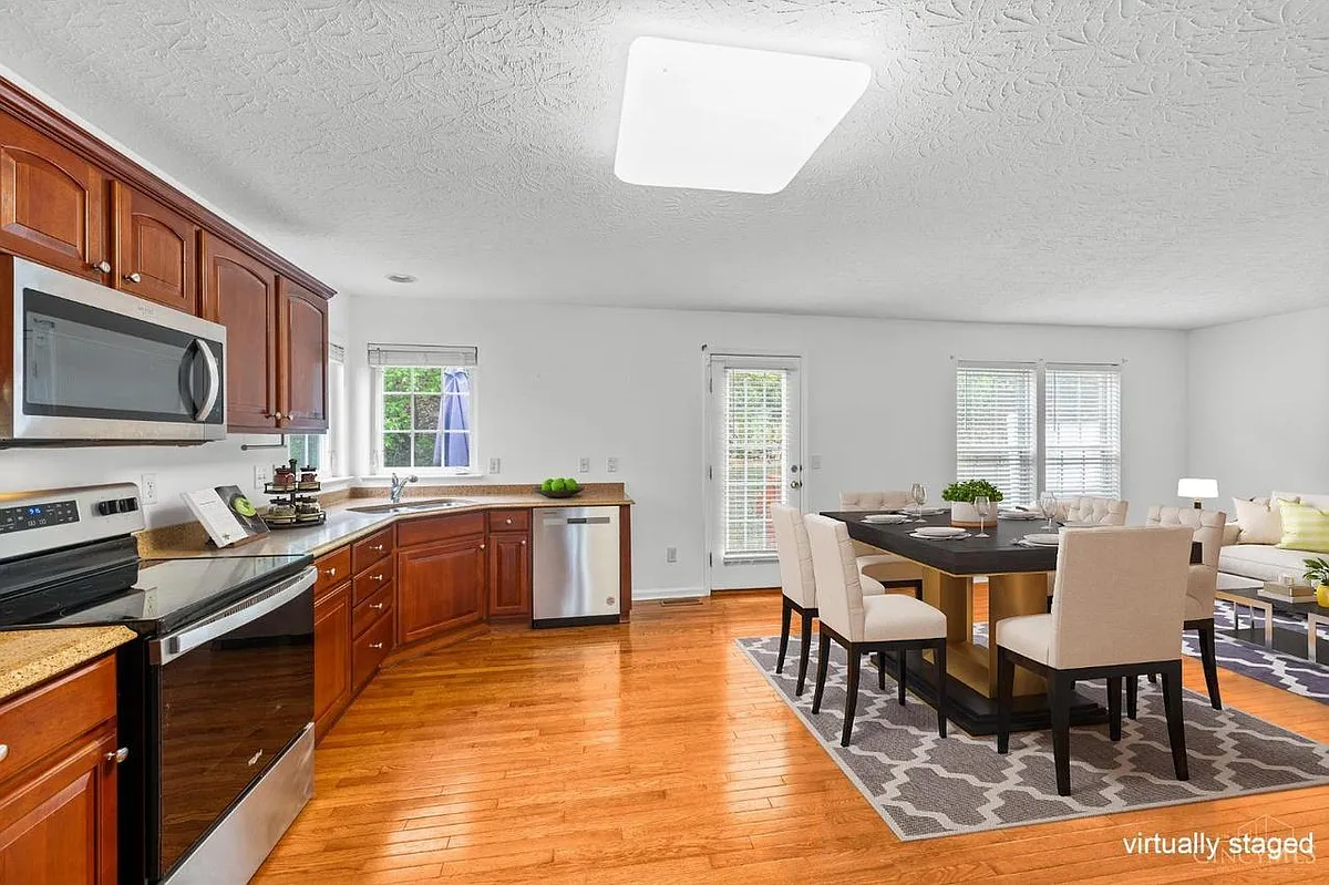 Building Photo - 677 Terrace Hill Trl