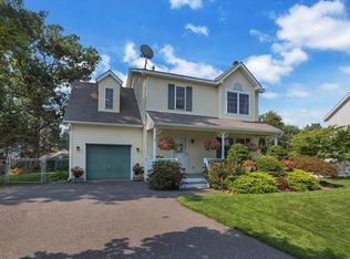 9 Selena Ct, Walden, NY 12586