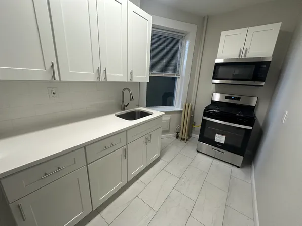 9 Bentley Avenue image 1 of 14