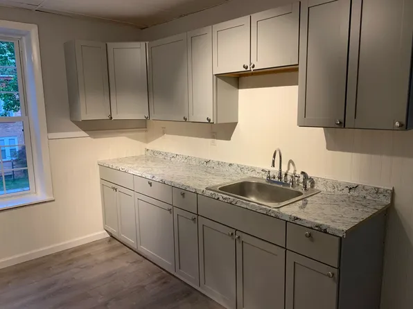 12-16 Mangam St #12B, Cohoes, NY 12047