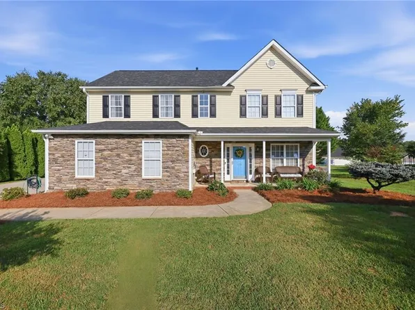125 Hartman Branch Ln, Winston Salem, NC 27127