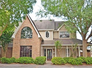 4019 Brenner Ct, Sugar Land, TX 77478