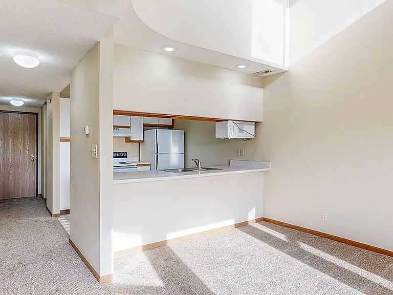 Pine Lake Heights Apartments — Photo 91