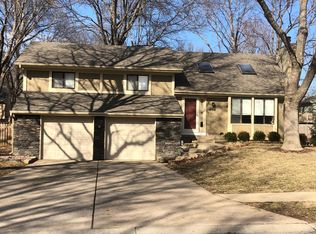 14414 W 92nd Ter, Lenexa, KS 66215