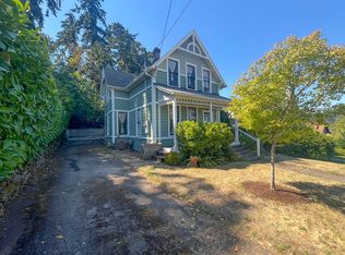 1210 7th St, Oregon City, OR 97045