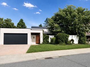 1922 Glen Gary Dr, Kamloops, BC V2E 1R4