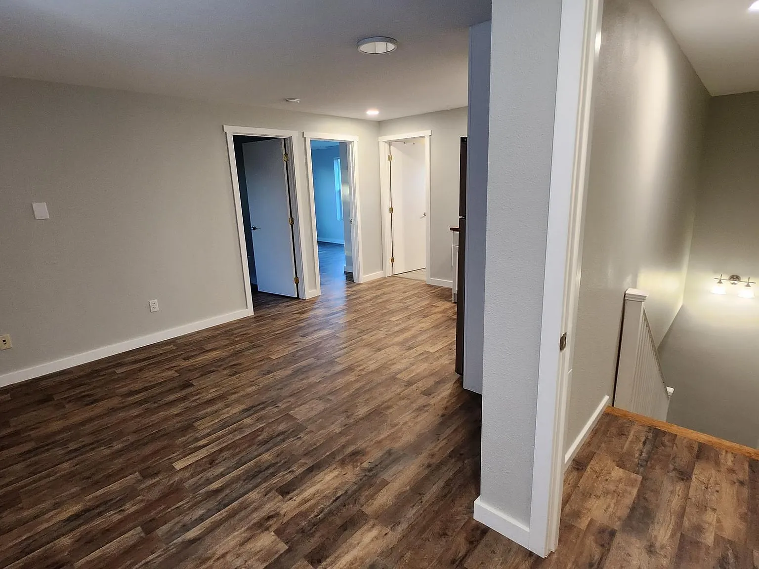 2 bed, 768 sqft, $1,425 — Photo 4