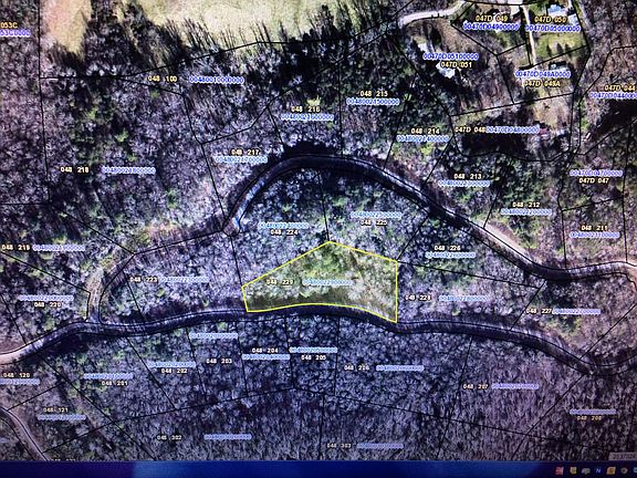 3rd image of 229 Smokey Hollow Dr