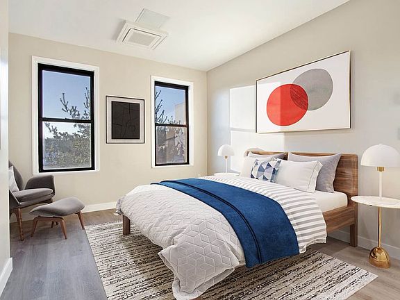 4th image of 63 Hausman St Floor 3