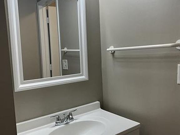 5th image of 1603 Reckinger Rd #303