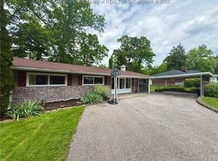 1413 Nottingham Rd, Charleston, WV 25314