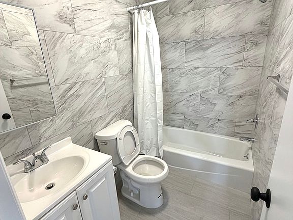 5th image of 28 Bush Ave Floor 2