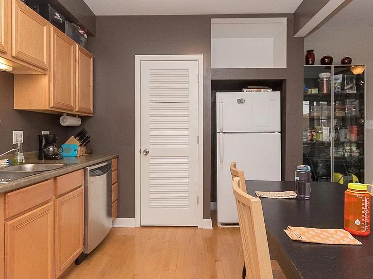 5210 N Sawyer Ave #2 — Photo 14