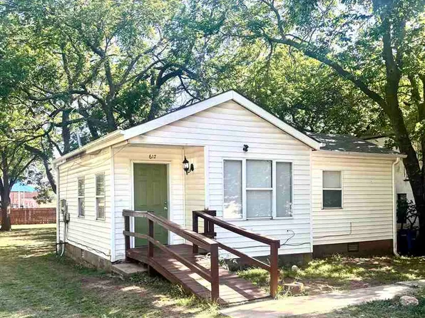 617 W 11th Ave, Ave, OK 74074