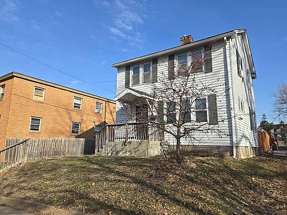 2nd image of 1453 7th St E