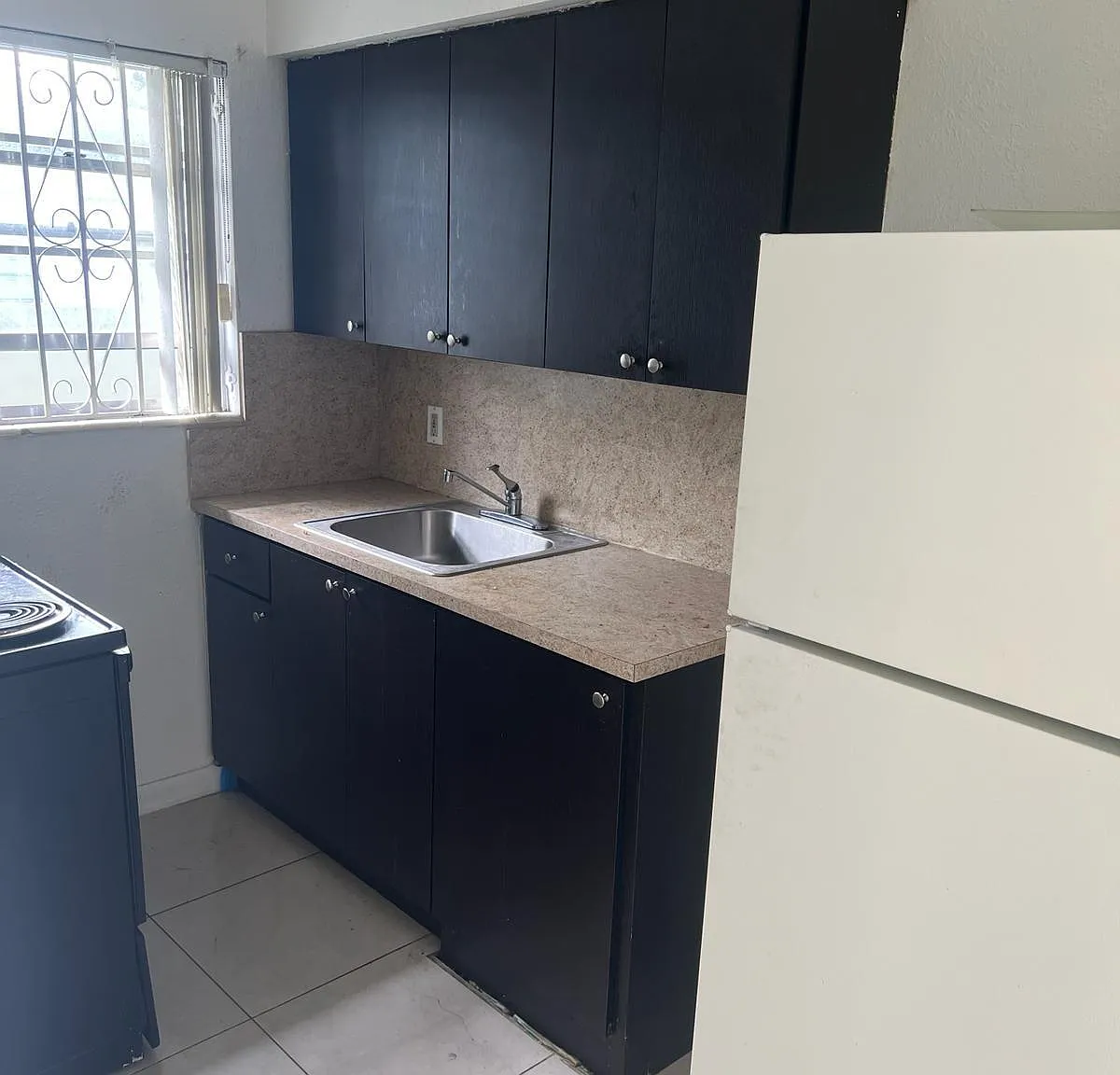 1 bed, 450 sqft, $1,400 — Photo 3
