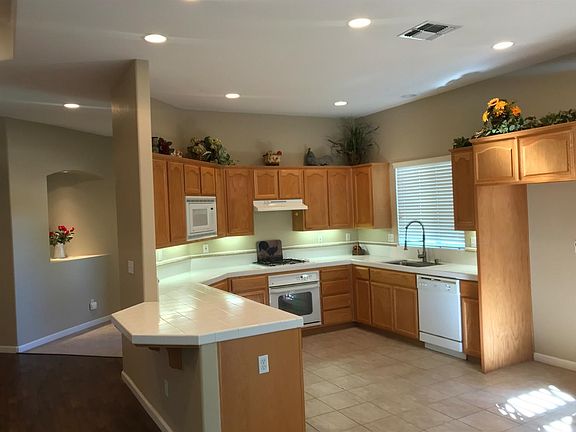 5th image of 1504 Kensington Park Dr
