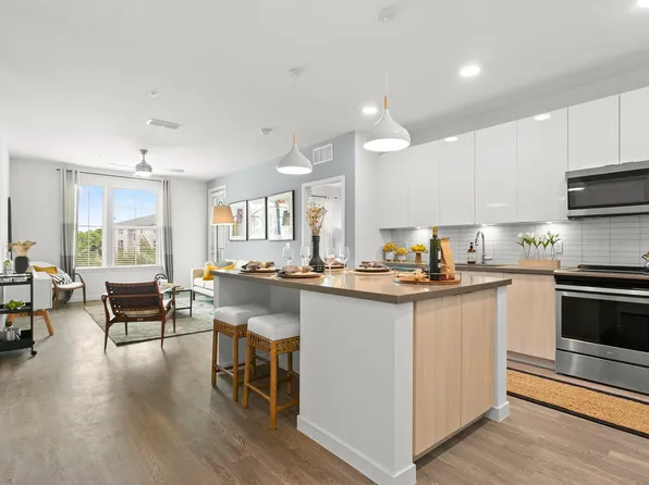 Gateway at Pinellas Apartments