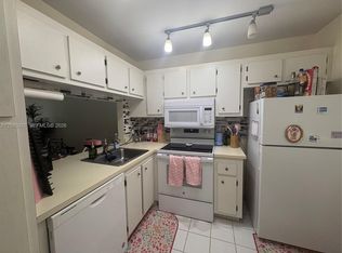9340 Lagoon Pl APT 202, Fort Lauderdale, FL 33324