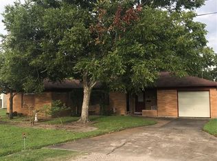 7318 McArthur St, Hitchcock, TX 77563