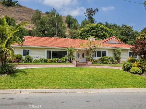 2457 Country Club Dr, Glendora, CA 91741