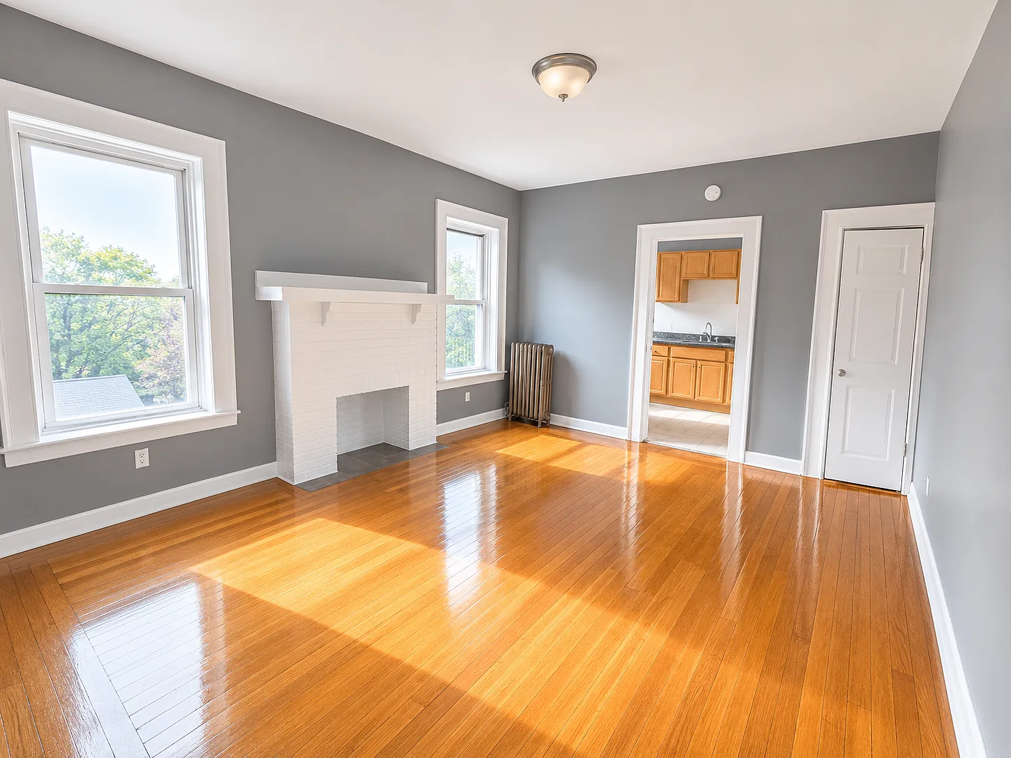 2 bed, 650 sqft, $1,850 — Photo 2