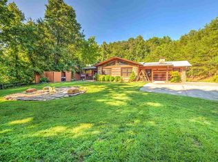 2884 Easy St, Sevierville, TN 37862