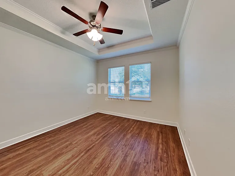 2450 Ixora Ct — Photo 10